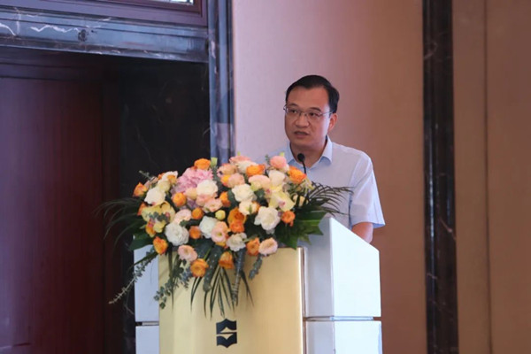 必发集团戴毅