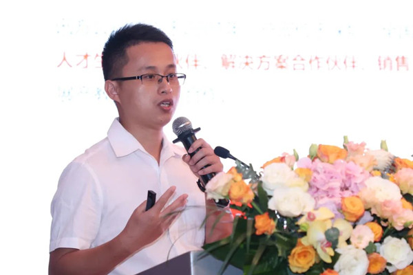 必发集团邱韶杰